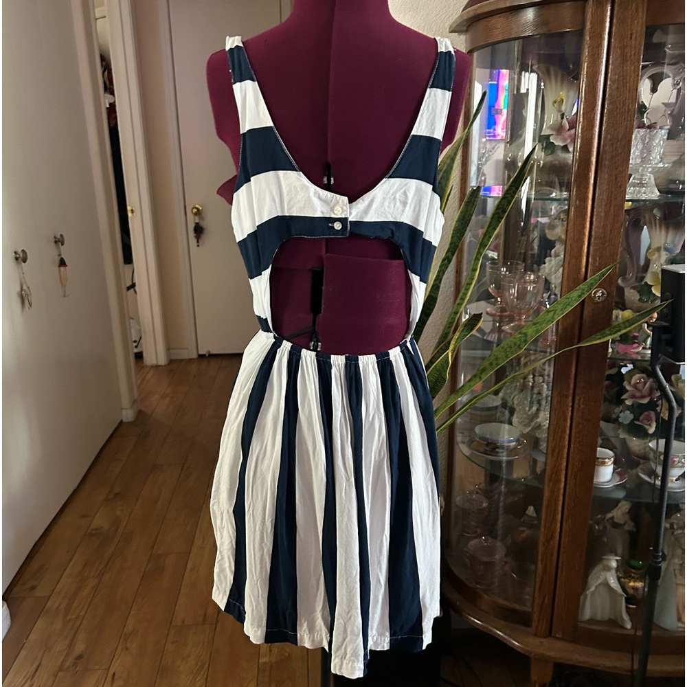 Abercrombie & Fitch Navy Blue & White Stripe Sundress - Picture 4 of 4